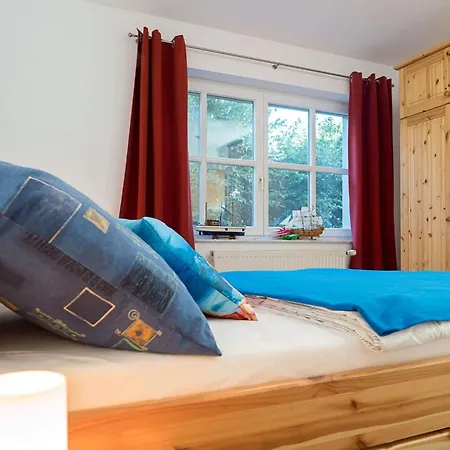 Kranichrast 1 Whg 2 * Zingst